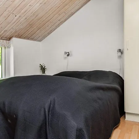 Tatil Evi 8 Person In Oksb L Oster Vrogum