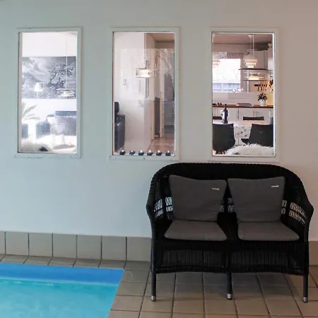 8 Person In Oksb L Tatil Evi Oster Vrogum